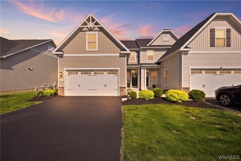 Homes For Sale - 155 Sandstone Circle<br/> Erie County, Grand Island, NY 14072