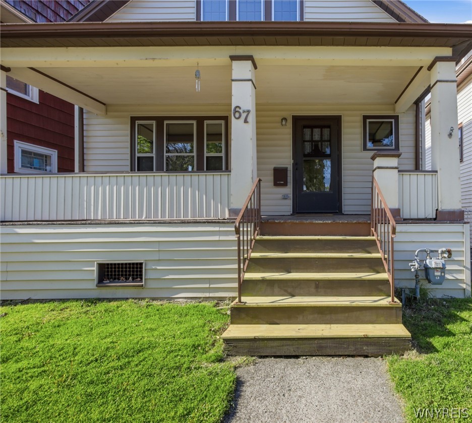 67 E Hazeltine Avenue