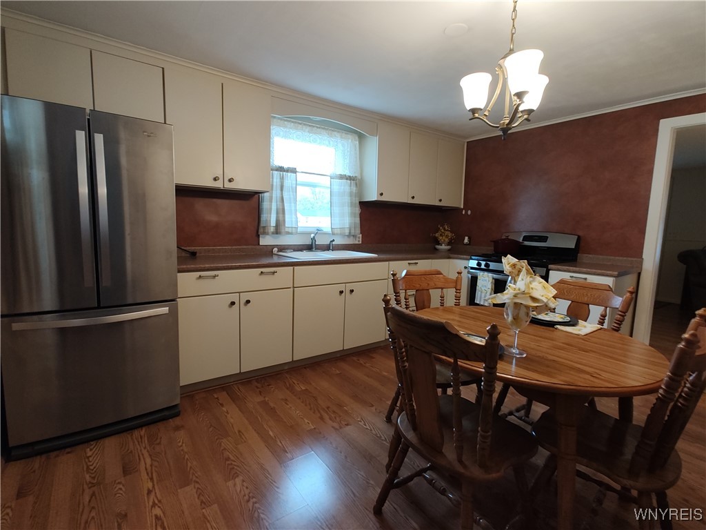 2548 Sunset Drive, Eden, New York image 3