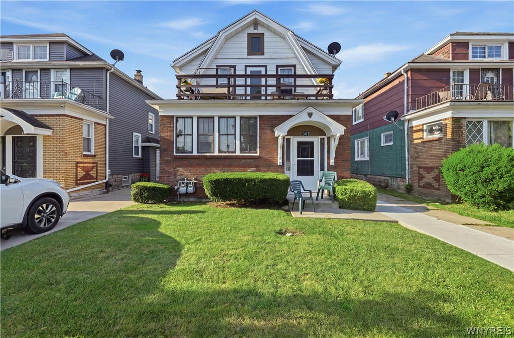Photo of 341 Davidson Avenue, Buffalo, NY 14215 (MLS # B1704939)