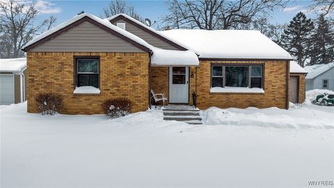 Photo of 11 Cemetery Road, Lancaster, NY 14086 (MLS # B1659629)