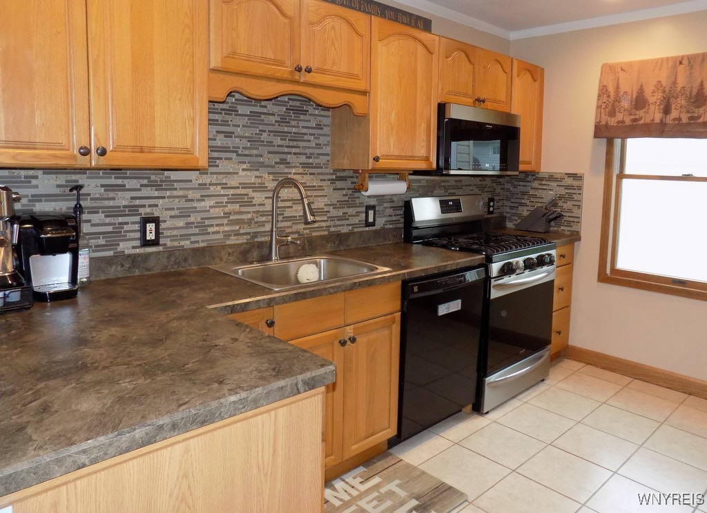 225 Fries Road, Tonawanda, New York image 7