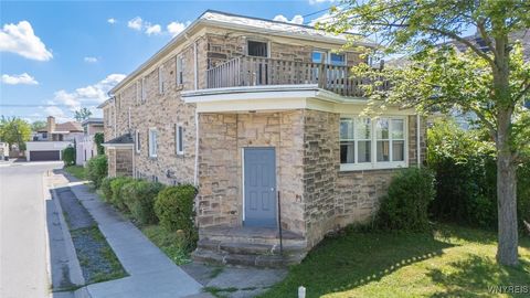 Photo of 179 Callodine Avenue, Amherst, NY 14226 (MLS # B1633141)