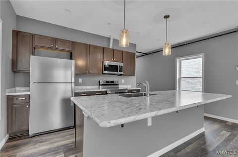 Tiny photo for 140 Seymour Street #Upper, Buffalo, NY 14210 (MLS # B1660771)