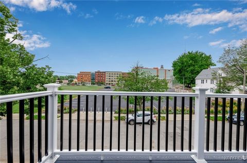 Tiny photo for 140 Seymour Street #Upper, Buffalo, NY 14210 (MLS # B1660771)