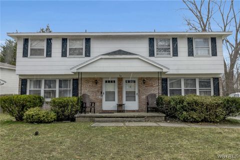 Photo of 28 Fairgreen Drive, Amherst, NY 14228 (MLS # B1675128)
