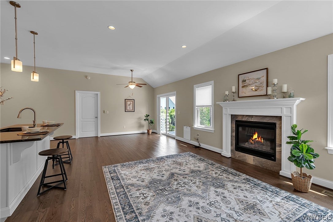 6811 Rivera Way