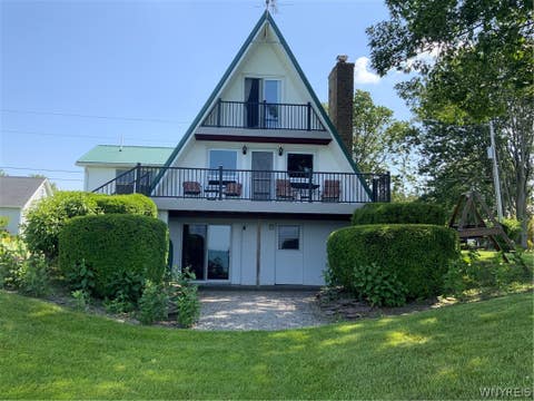 Photo for 10639 Lakeshore Rd.