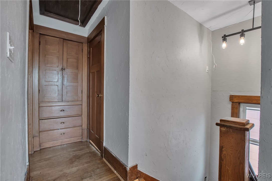 187 Crestwood Avenue, Buffalo, New York image 34