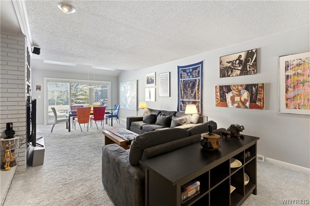 193 Breezewood Common