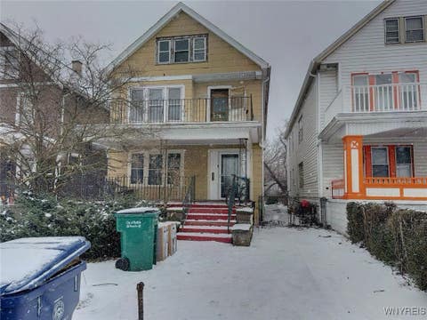 Photo for 911 E Delavan Avenue