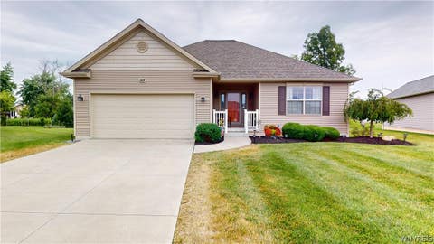 Photo for 153 Country Club Drive