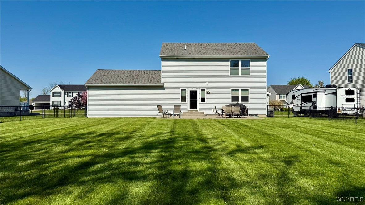 93 Park Lane, Grand Island, New York image 2