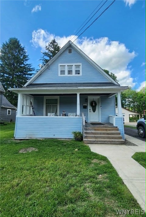 Homes For Sale - 607 E State Street<br/> Salamanca, NY 14779