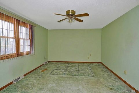 Tiny photo for 57 Wimbledon Lane, West Seneca, NY 14224 (MLS # B1684777)
