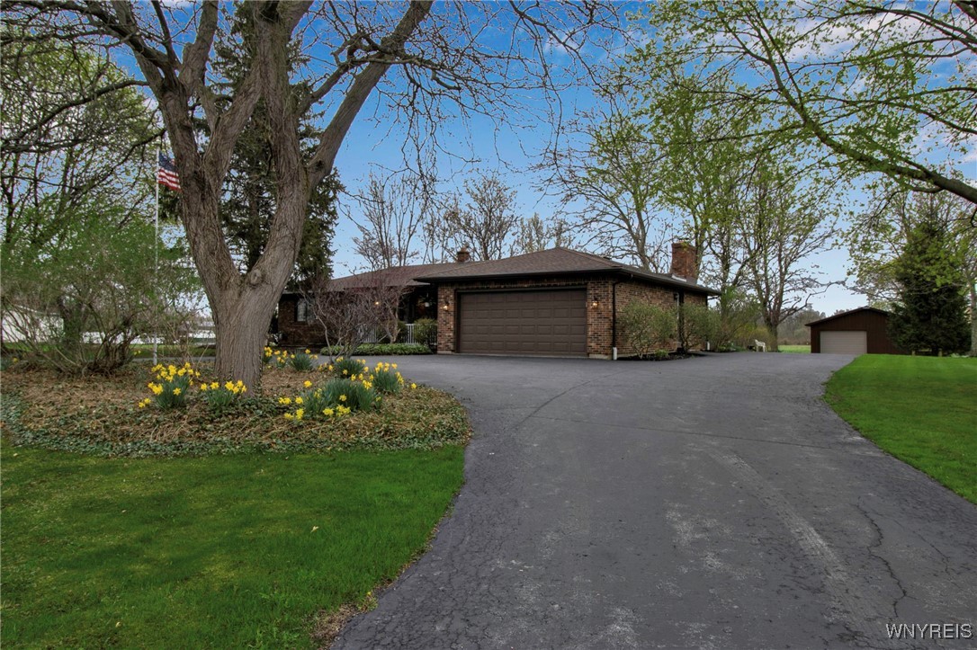 4520 Beach Ridge Road