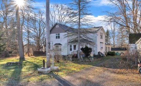 9005 Tonawanda Crk Road Clarence NY 14032