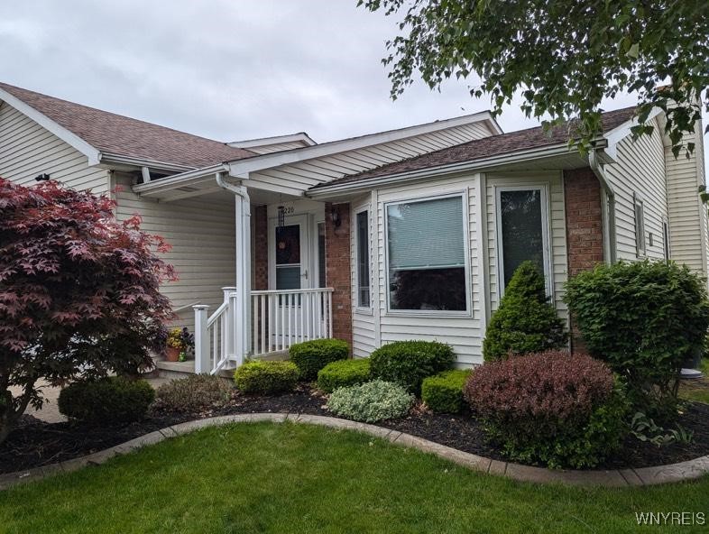 4220 Victorian Drive, Hamburg, New York image 1