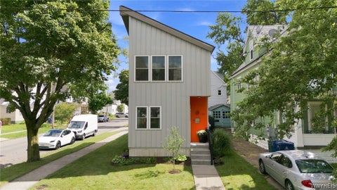 Homes For Sale - 121 School Street<br/> Buffalo, NY 14213