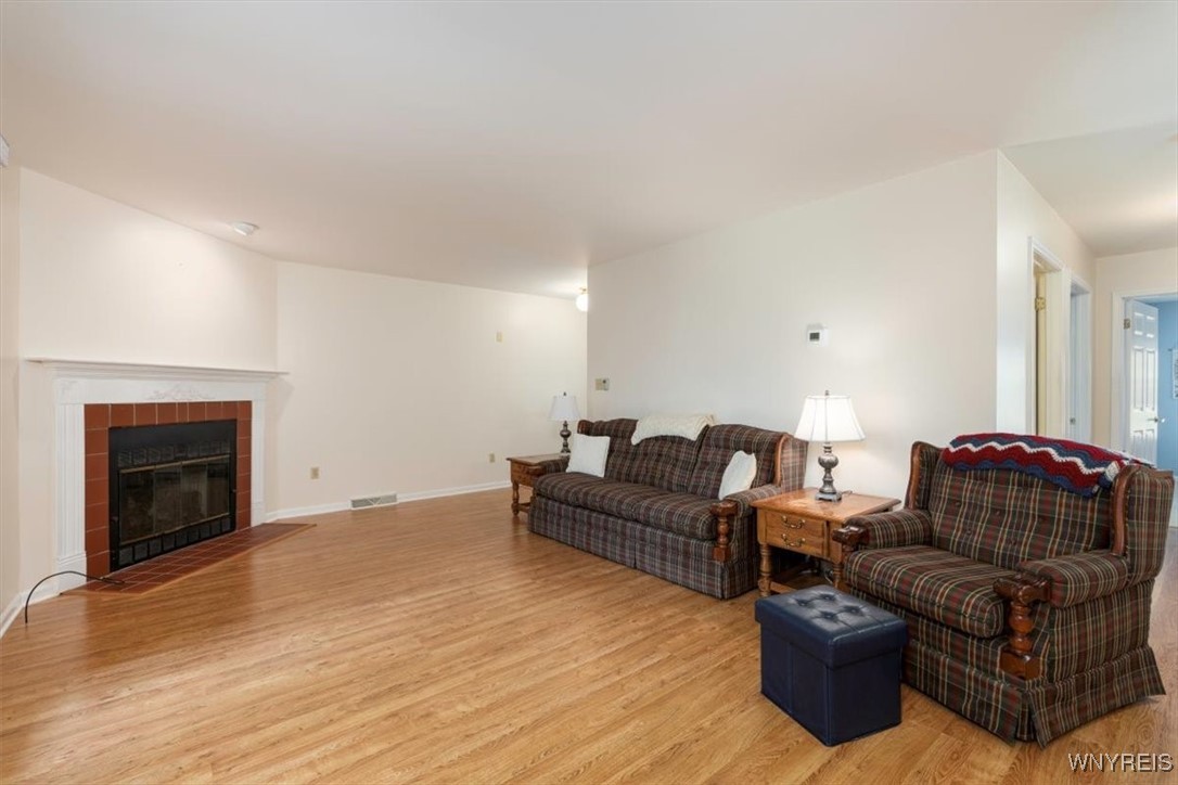 27 Bristol Dr Drive A