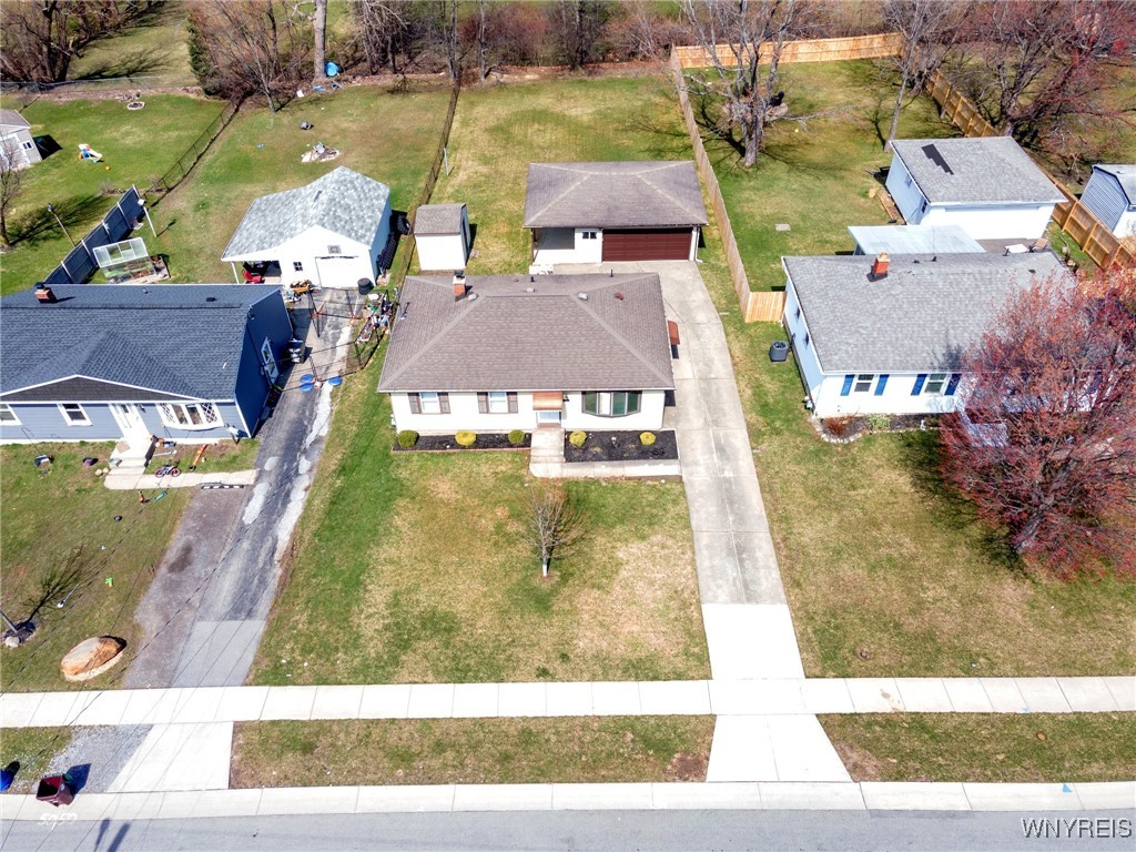 188 Burmon Drive, Orchard Park, New York image 38