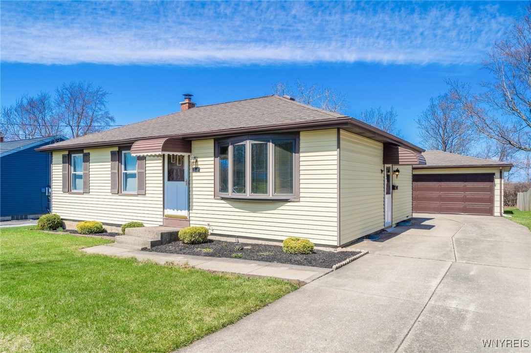 188 Burmon Drive, Orchard Park, New York image 2