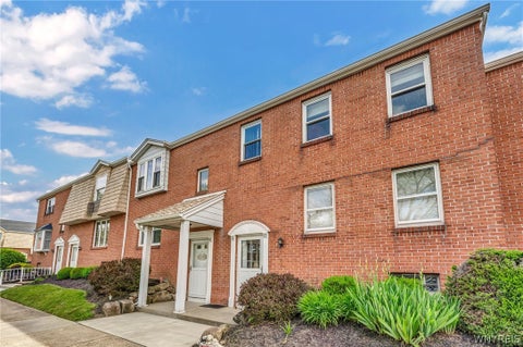 Photo of 3907 Bowen #30 Road, Lancaster, NY 14086 (MLS # B1702357)