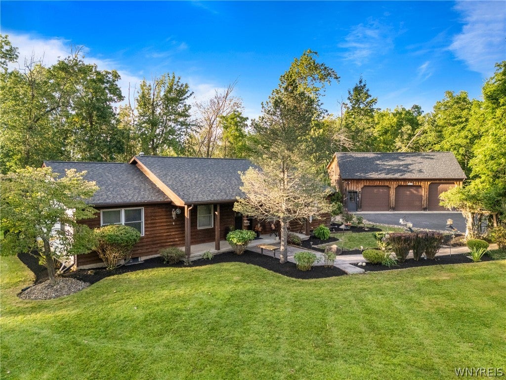 5900 Creekview Drive