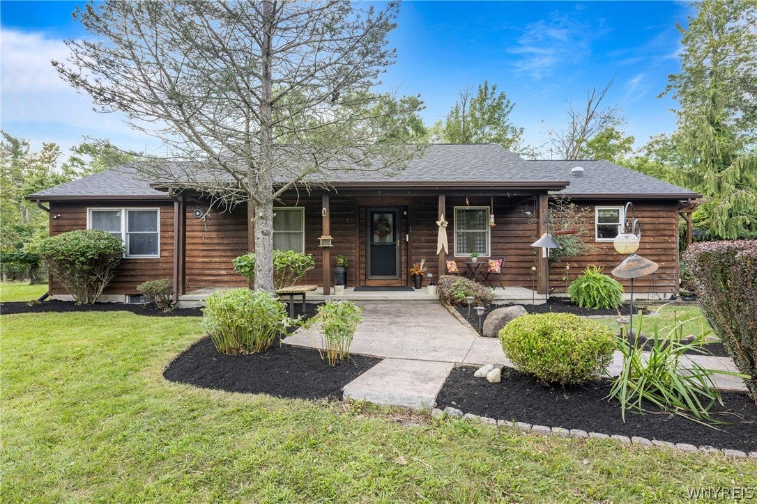 5900 Creekview Drive