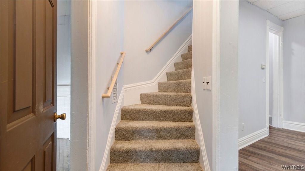 Photo of 63 Briggs Avenue, Buffalo, NY 14207 (MLS # B1666252)