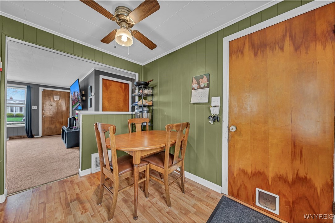 36 Glendale Lane, Cheektowaga, New York image 8