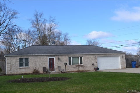 Homes For Sale - 436 Campus Drive<br/> Amherst, NY 14226