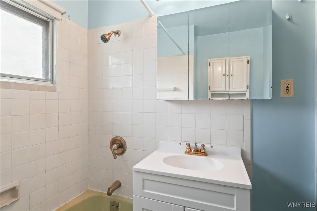 777 15th Street, Niagara Falls, New York image 38