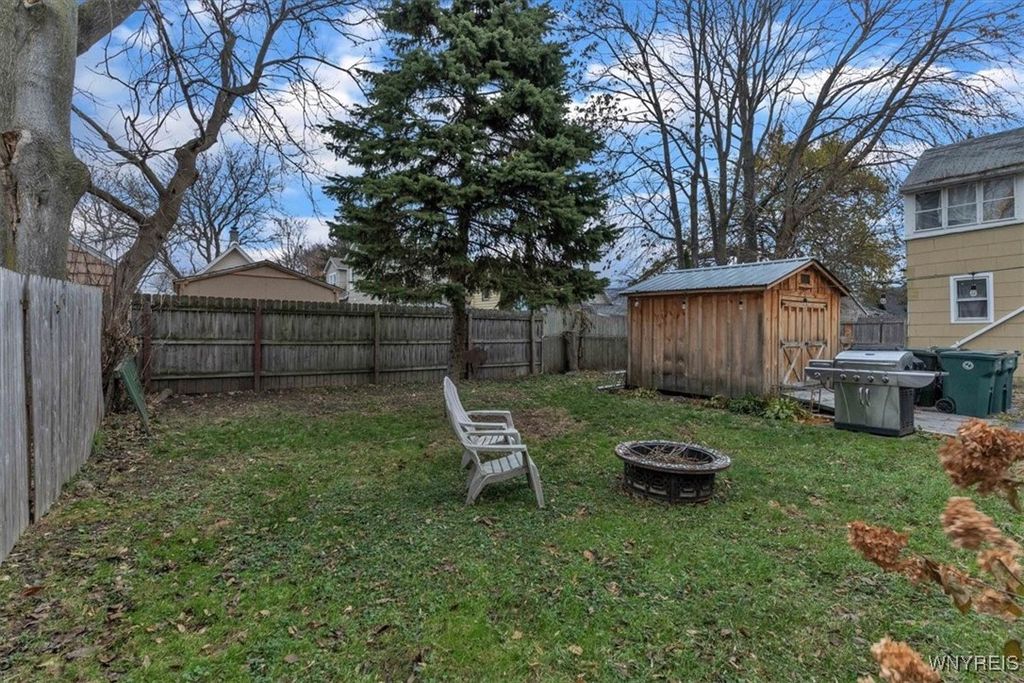 Photo of 42 5th Avenue, North Tonawanda, NY 14120 (MLS # B1652879)