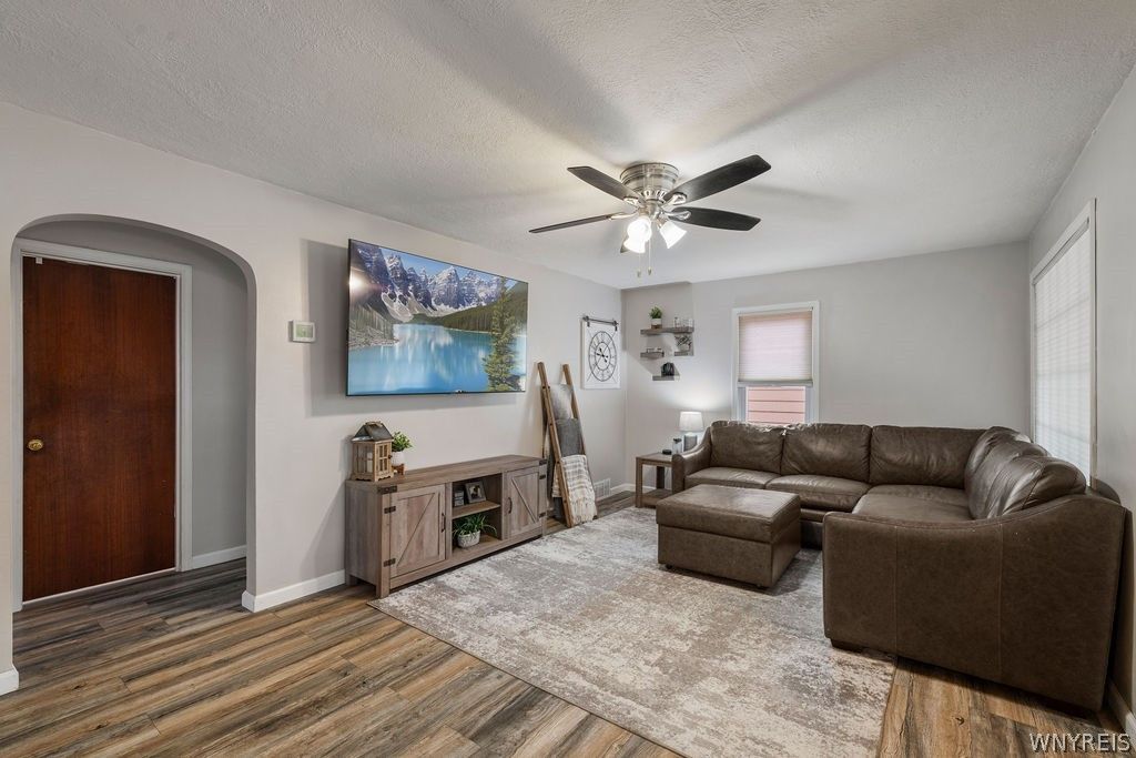 Photo of 404 E Stenzil Street, North Tonawanda, NY 14120 (MLS # B1665460)