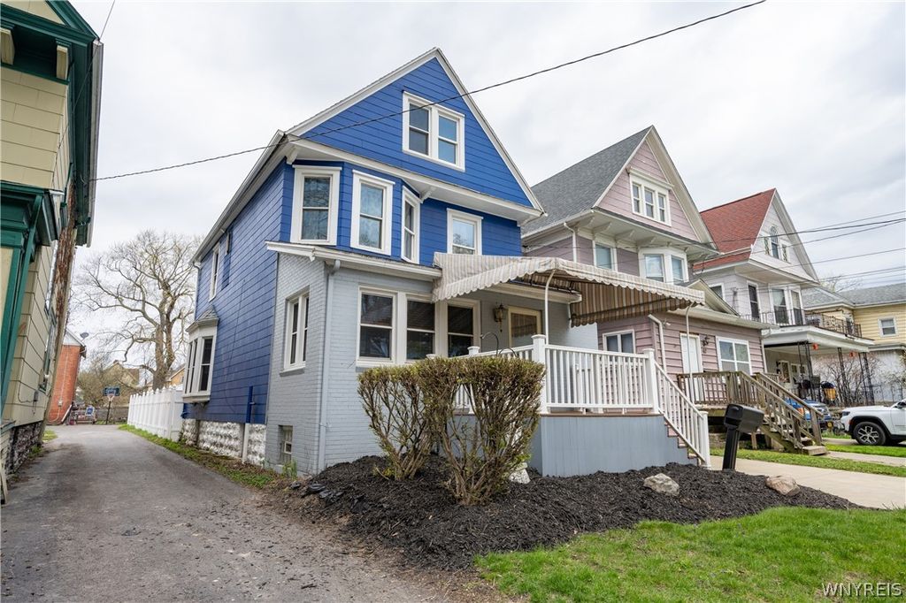 Photo of 60 Indian Church Road, Buffalo, NY 14210 (MLS # B1676627)