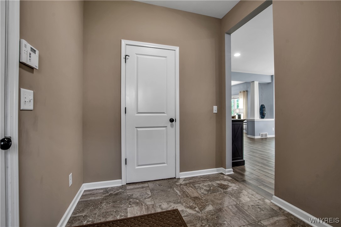3 Golden Oak Lane, Orchard Park, New York image 11