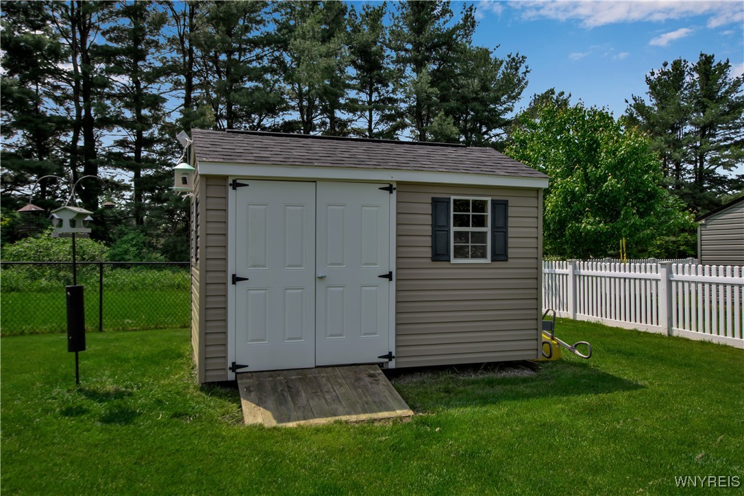 3 Golden Oak Lane, Orchard Park, New York image 7