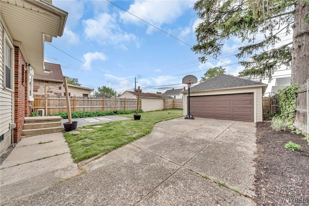 208 Louvaine Drive, Tonawanda, New York image 6