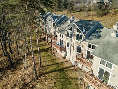 Townhouse For Sale - 504 Deer Crossing Road<br/> Ellicottville, NY 14731