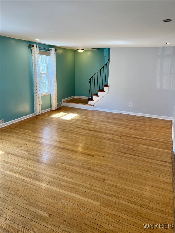 121 Los Robles Street, Amherst, New York image 7
