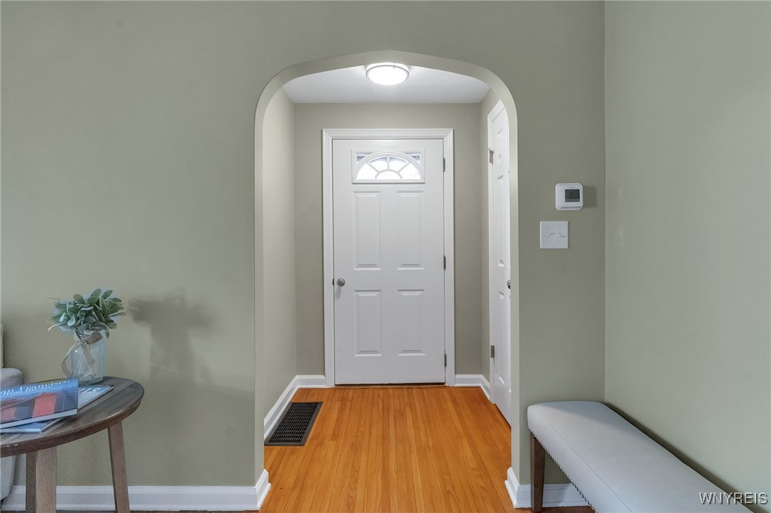 69 Huth Road, Cheektowaga, New York image 4