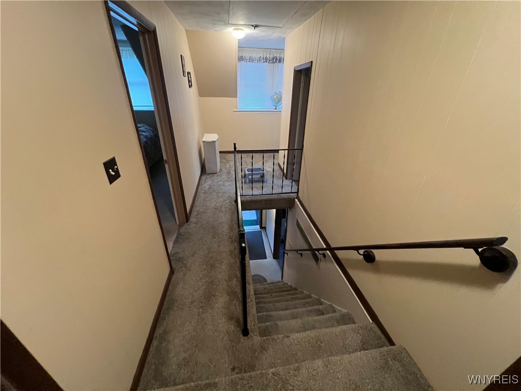 Gaines, New York 14411, United States, 4 Bedrooms Bedrooms, ,2 BathroomsBathrooms,Residential,Pending,187414