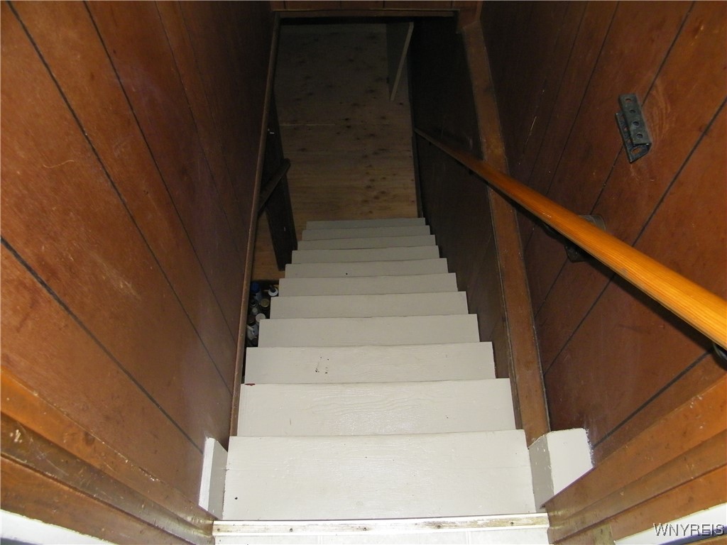 Gaines, New York 14411, United States, 4 Bedrooms Bedrooms, ,2 BathroomsBathrooms,Residential,Pending,187414