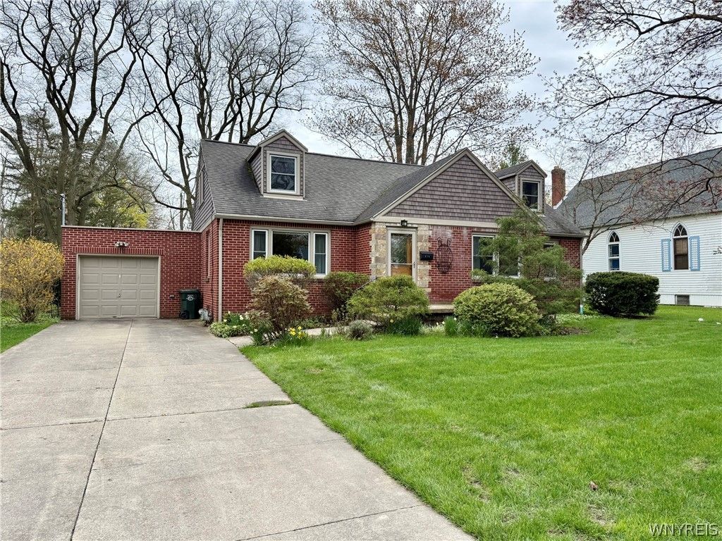 Photo of 510 3rd Street, Porter, NY 14174 (MLS # B1677294)