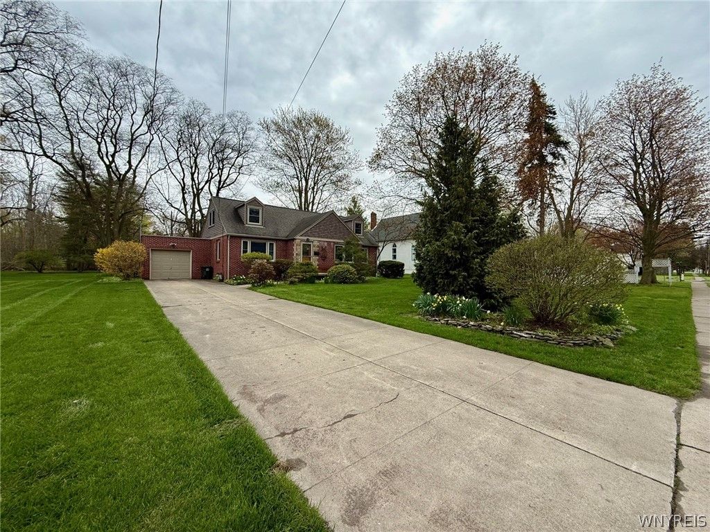 Photo of 510 3rd Street, Porter, NY 14174 (MLS # B1677294)