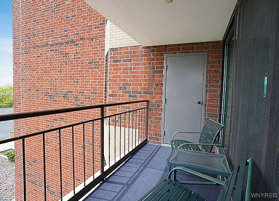 407 Admirals Walk Circle, Buffalo, New York image 26