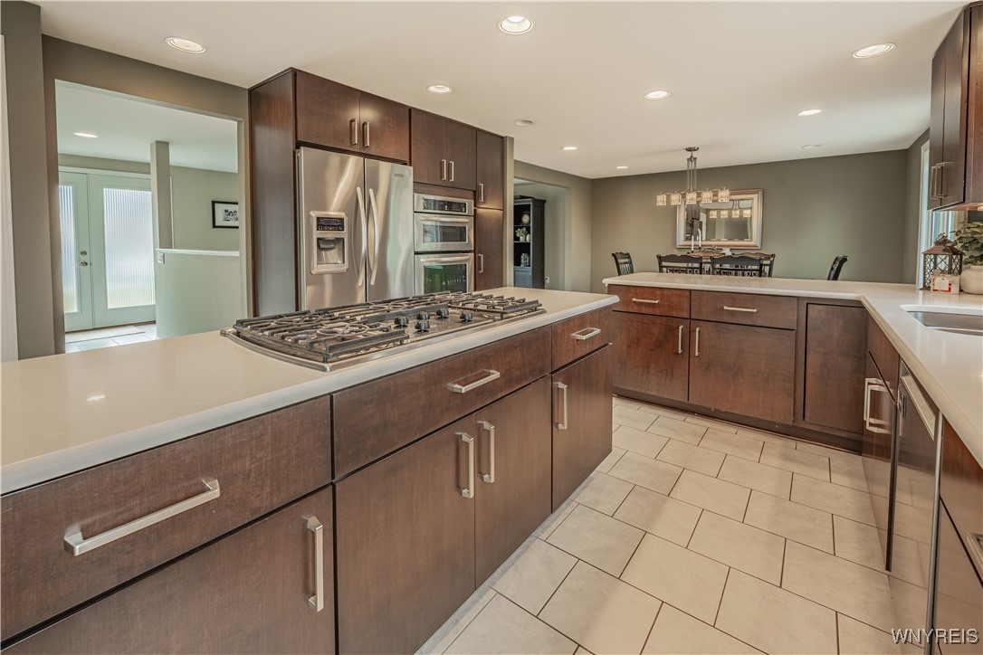 107 Valley Brook Lane, Amherst, New York image 12