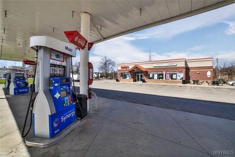 Photo for 3819 Forest Park