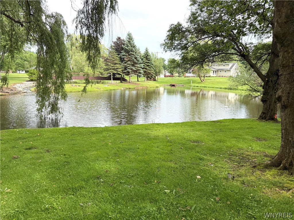 5287 Willow Lake Court
